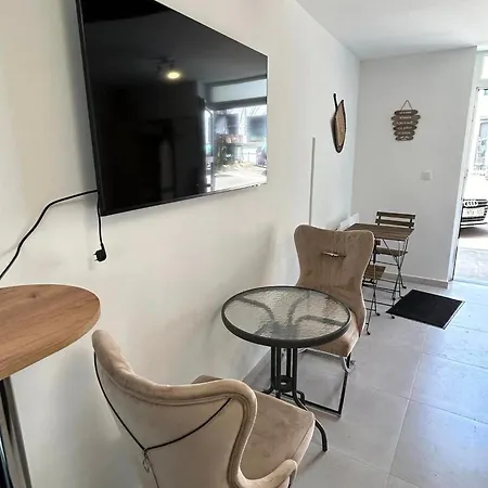 Nocleg ze śniadaniem L'oree Des Manants 4*